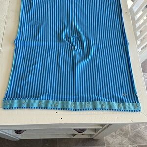 Ivivva scarf two tone blue striped with buttons athletic